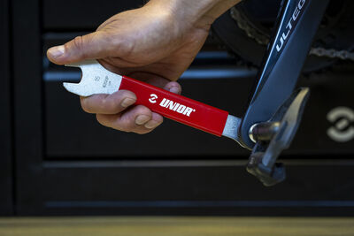 PEDAL ANAHTARI 15 mm, hex 8 mm & hex 6 mm 1620/2P 3 in 1 629470