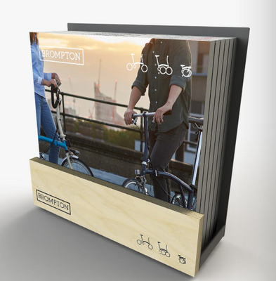 BROSÜR TUTUCU AHSAP